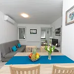 Apartment For 2, Balcony, Wi-Fi, Public Parking, Private Entrance