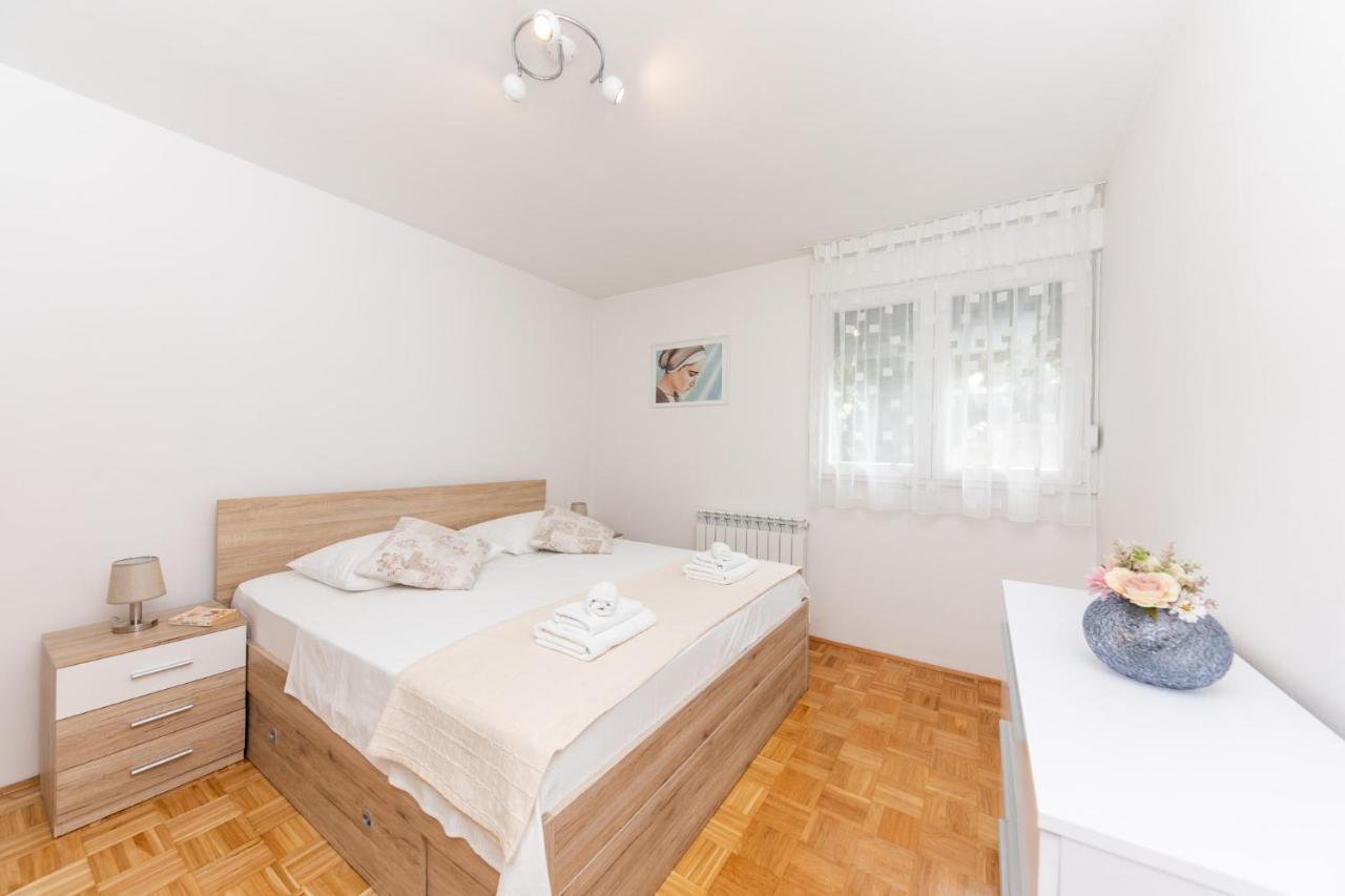 Apartment For 2, Balcony, Wi-fi, Public Parking, Private Entrance, Self Check In